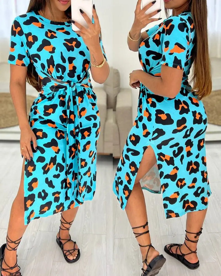 Cherly - Trendy Midi Dress with Fierce Leopard Print