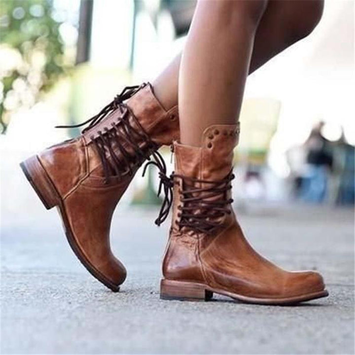 Pamper your feet with the stylish Delilah leather boots, perfect for the autumn season!