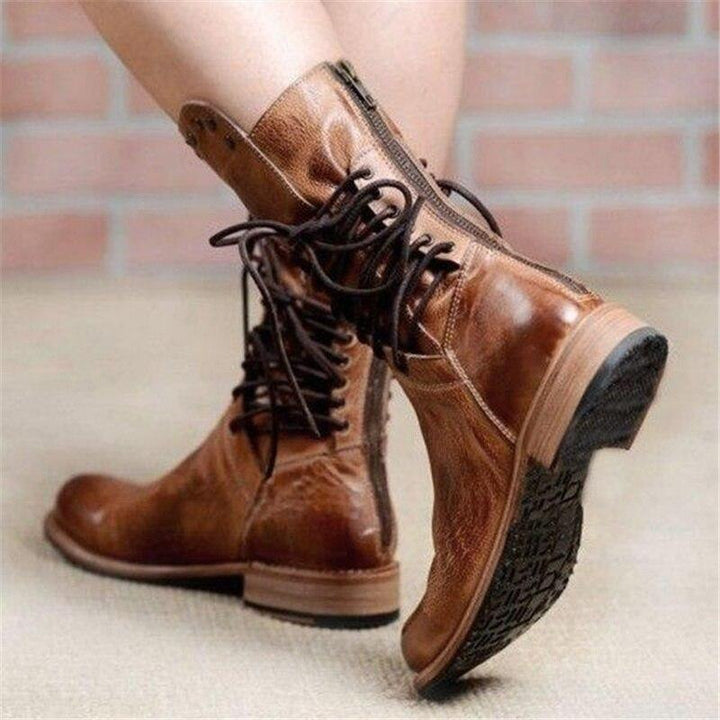 Pamper your feet with the stylish Delilah leather boots, perfect for the autumn season!