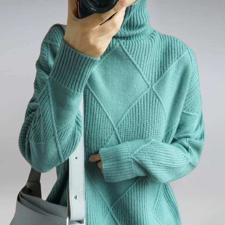 Valentina | Elegant turtleneck for a stylish look