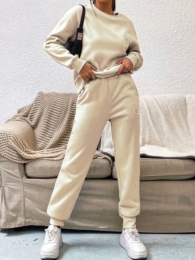 Elegant Sweater and Pants Set for Women - Stylish and Comfortable!