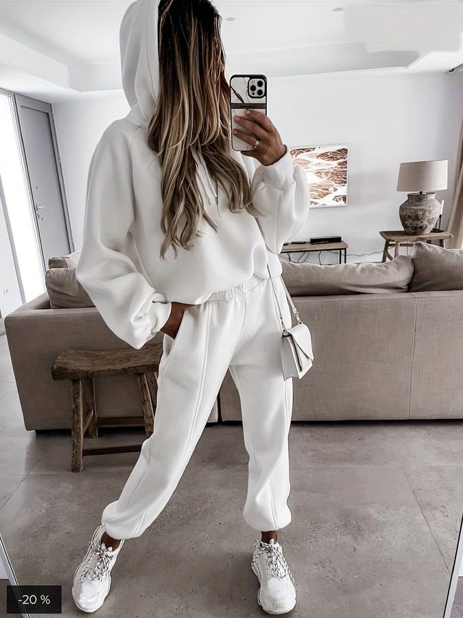 Karina - Stylish Oversized Hoodie and Jogger Set for Women