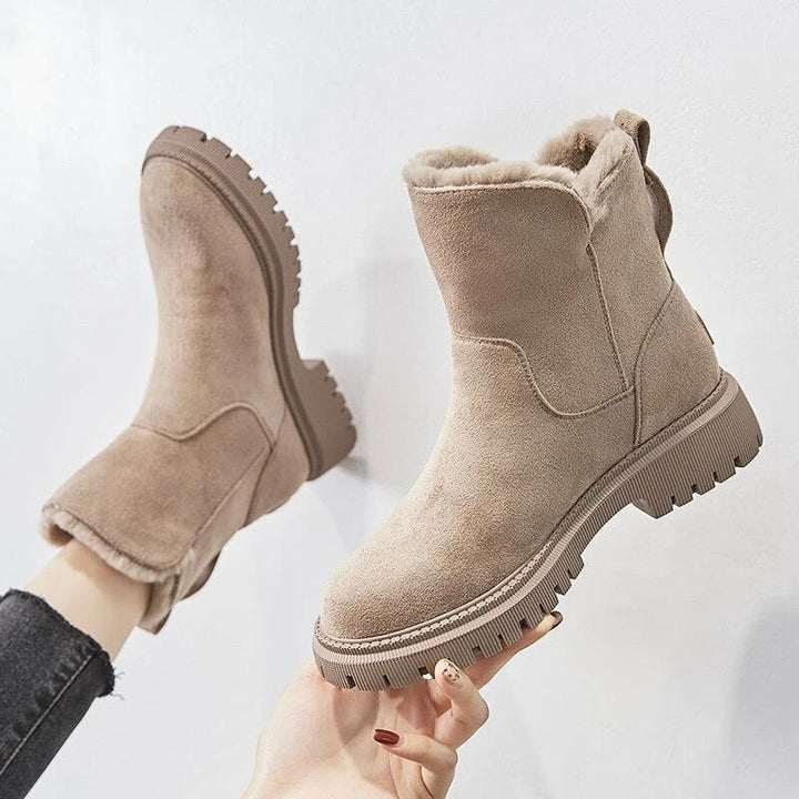 Gabriela - Stylish and Warm Women's Boots with Practical Zipper