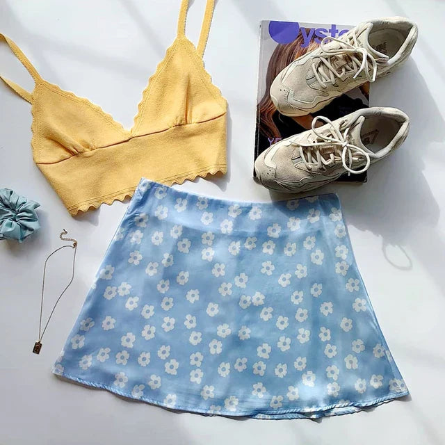 Theresa - Mini Skirt With Daisy Print