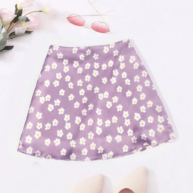 Theresa - Mini Skirt With Daisy Print