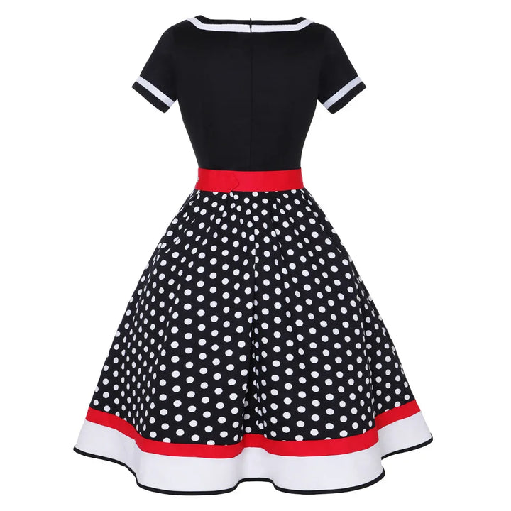 Jetje - Magical Oktoberfest Kleid für unvergessliche Momente