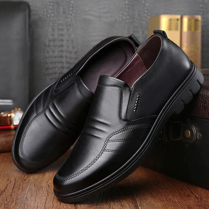 ARVI - Soft and non-slip men's shoes