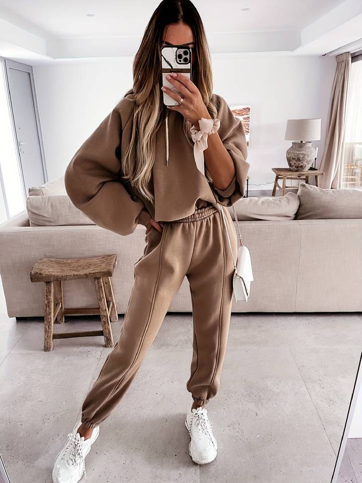 Karina - Stylish Oversized Hoodie and Jogger Set for Women