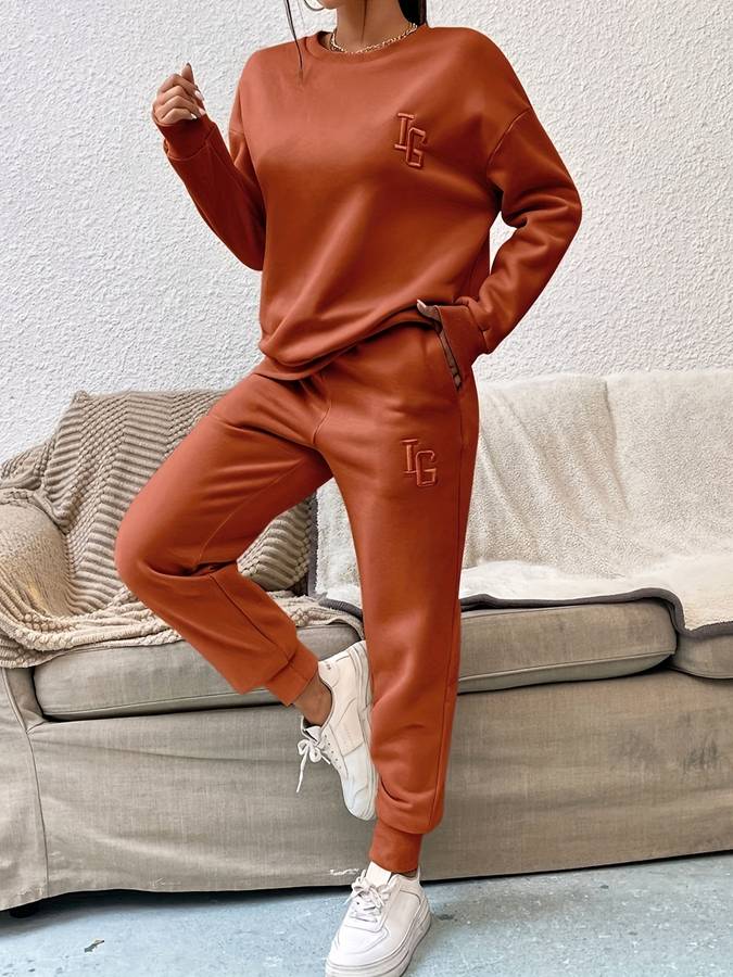 Elegant Sweater and Pants Set for Women - Stylish and Comfortable!
