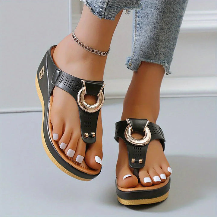 Aveline - Stylish Open-Toe Sandals Perfect for Summer Adventures