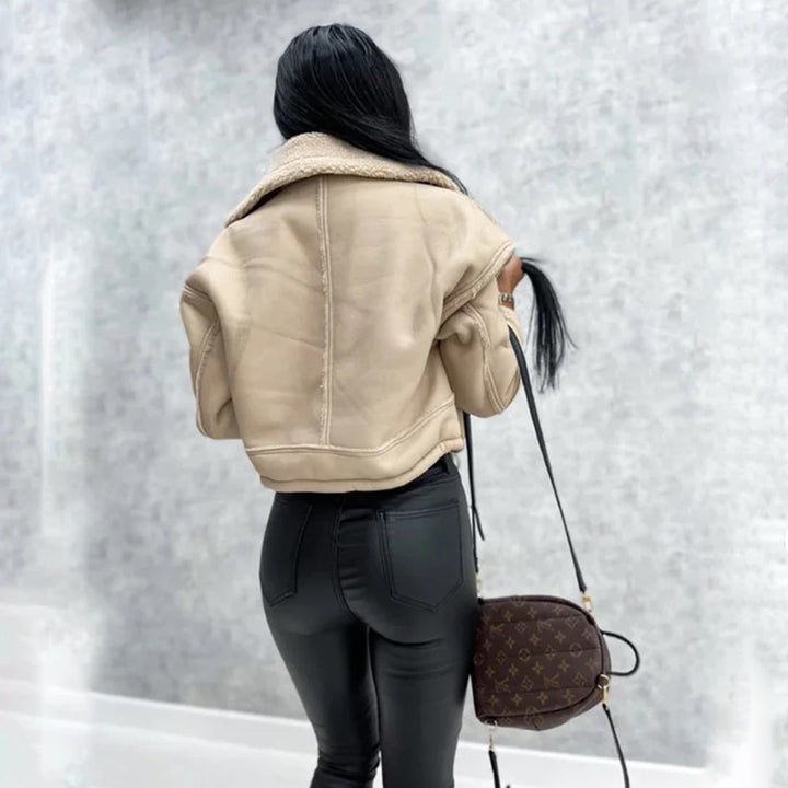 ALEY - Luxurious and comfortable jacket for a trendy look