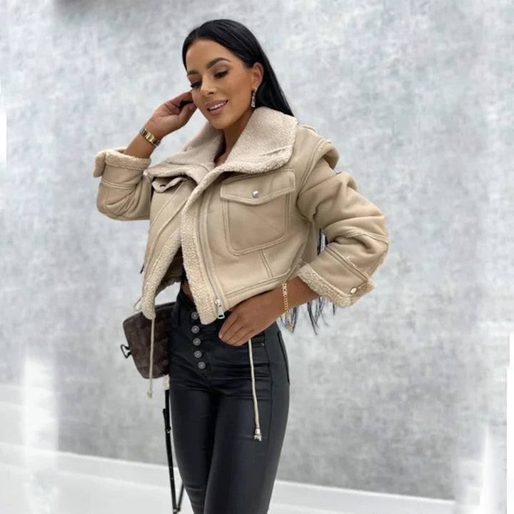 ALEY - Luxurious and comfortable jacket for a trendy look