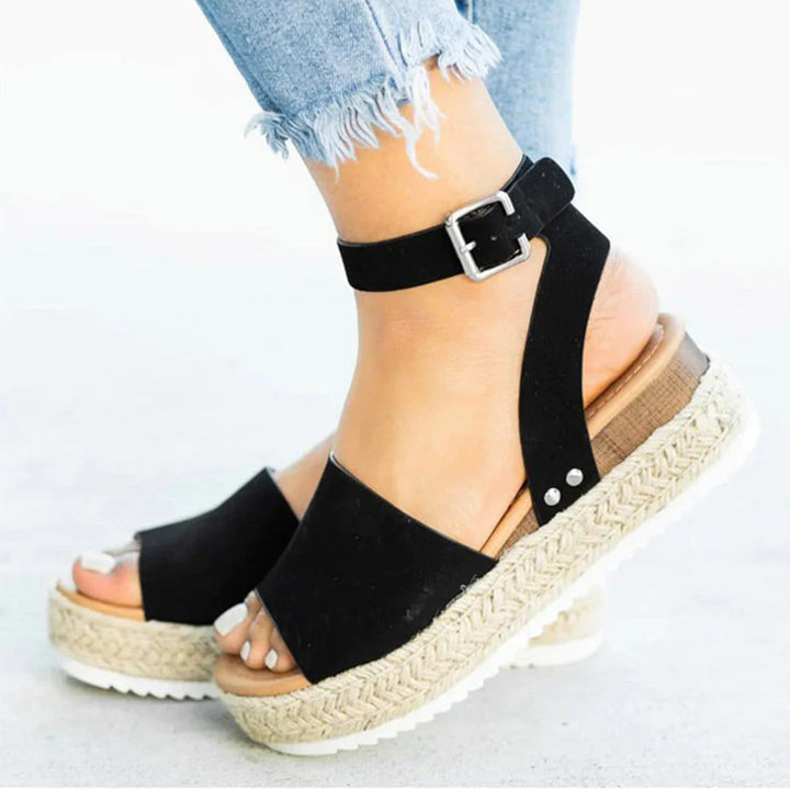 KATOKA - Elegant Women's Sandals for a Chic Summer Look