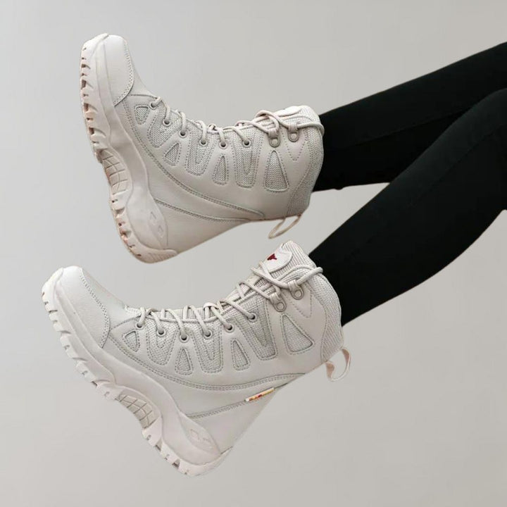 Stylish winter hiking boots for women - Maaria collection