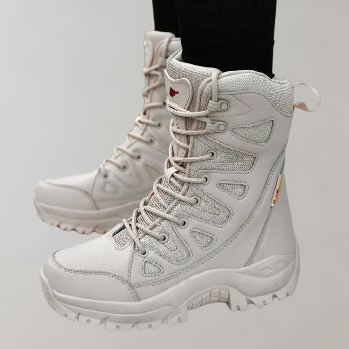 Stylish winter hiking boots for women - Maaria collection