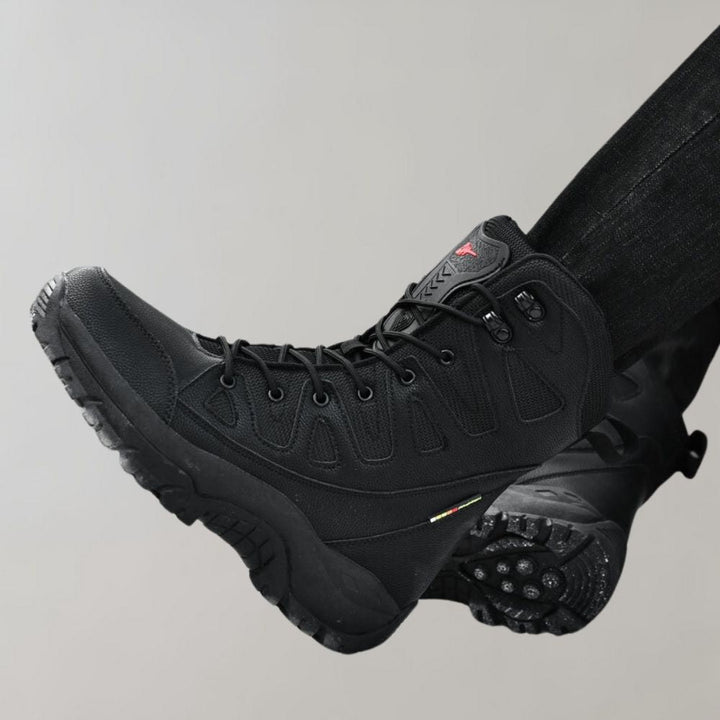 Stylish winter hiking boots for women - Maaria collection