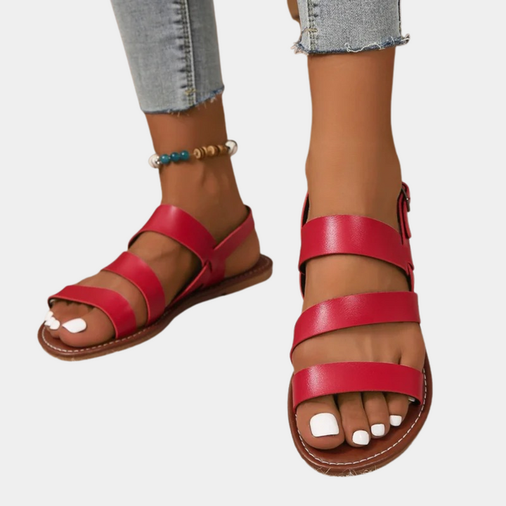 Elegant women's beach sandals - Perfect for a summer look!