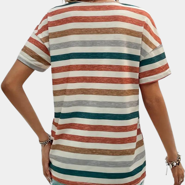 Aika - Trendy Striped T-shirt for Women in Casual Style