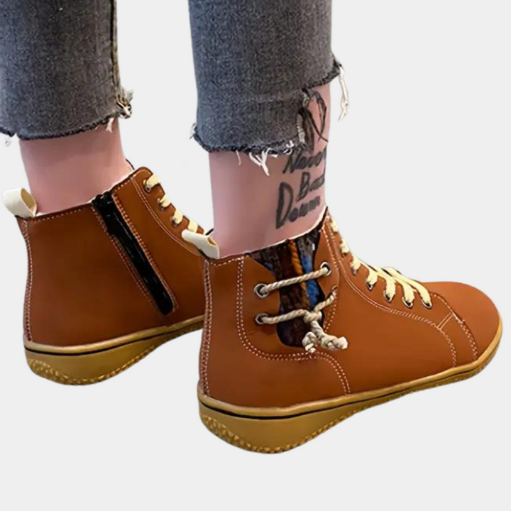 Chic and Trendy Women's Boots