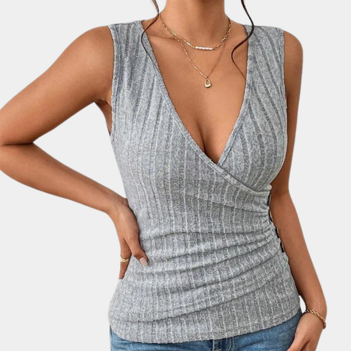 Trendy Women's Sleeveless Top for a Casual Look