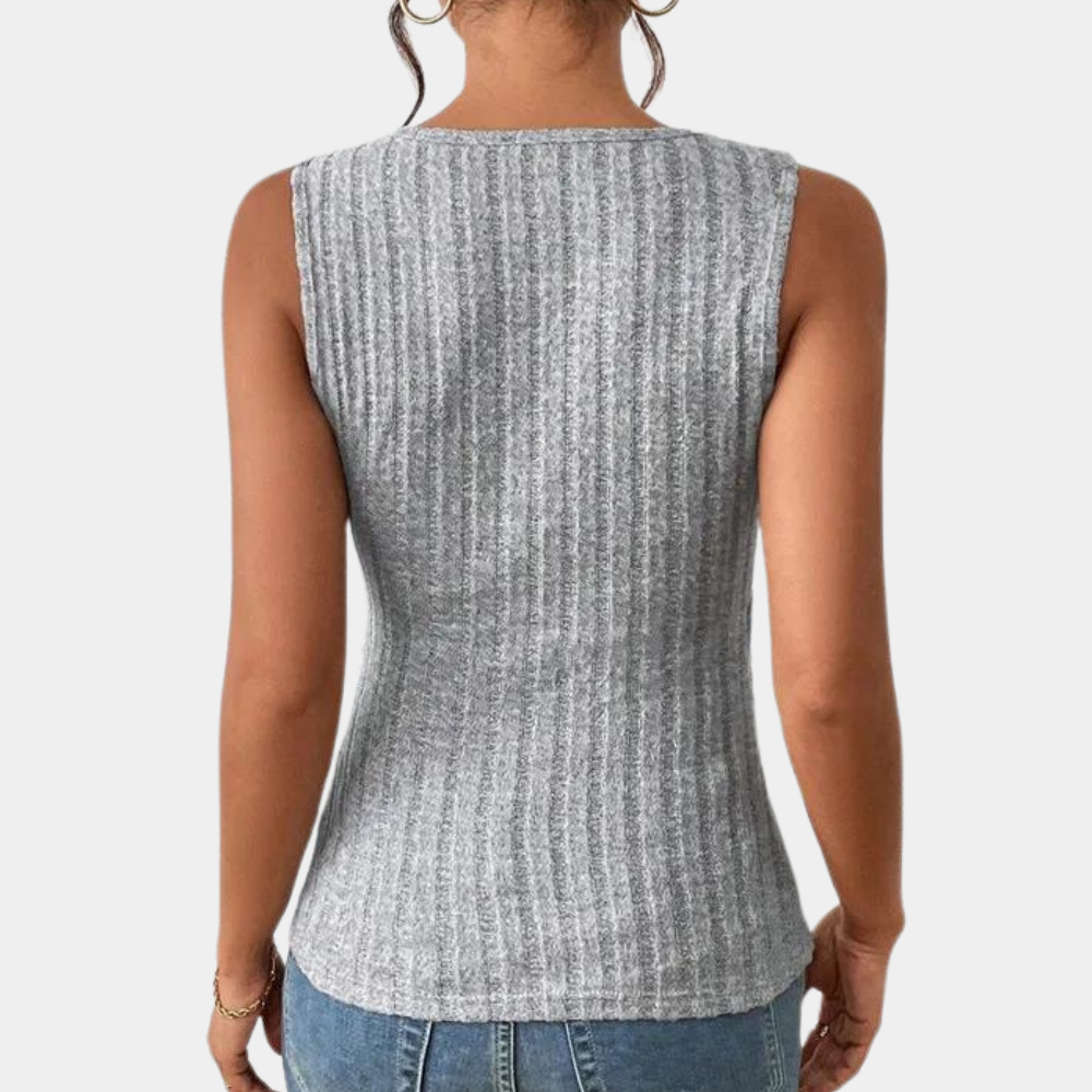 Trendy Women's Sleeveless Top for a Casual Look