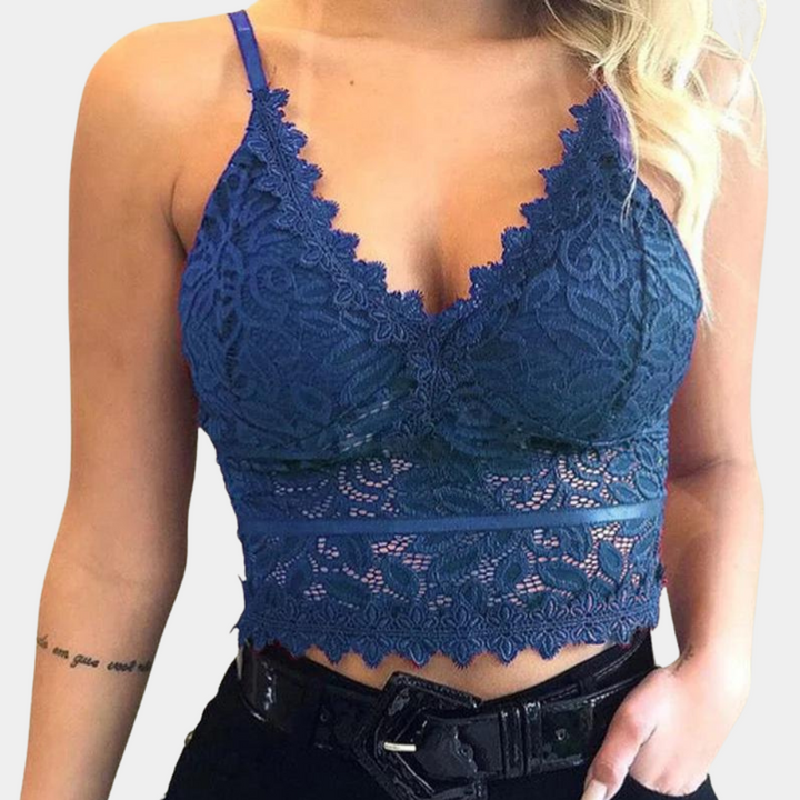 Chic Floral Lace Ladies Top for an Elegant Look