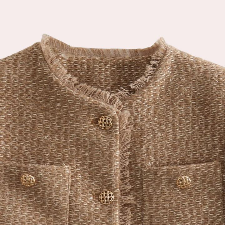 Stylish Women's Jacket for a Refined Appearance