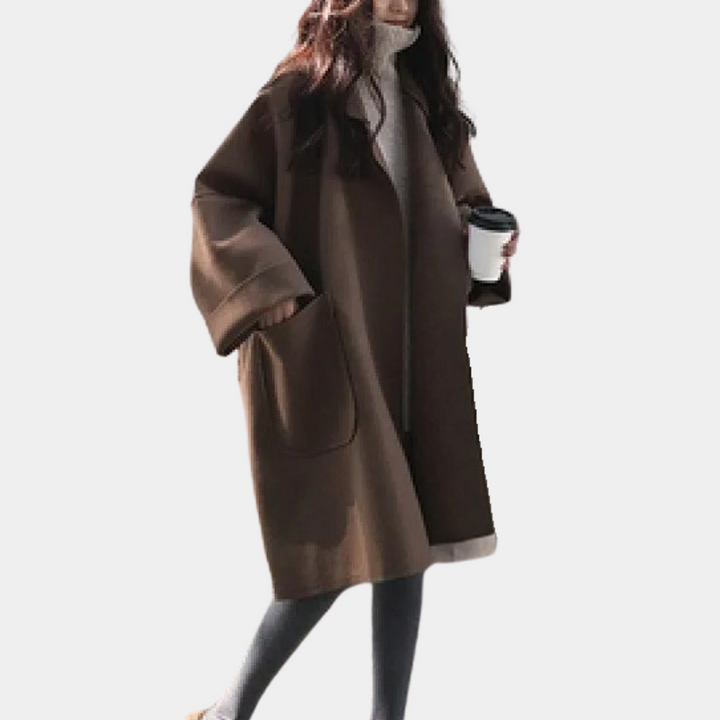 Chic Oversized Women's Coat for a Trendy Look
