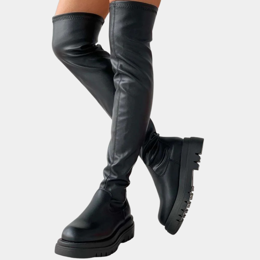 Chic Overknee Boots for the Fashion-conscious Dama