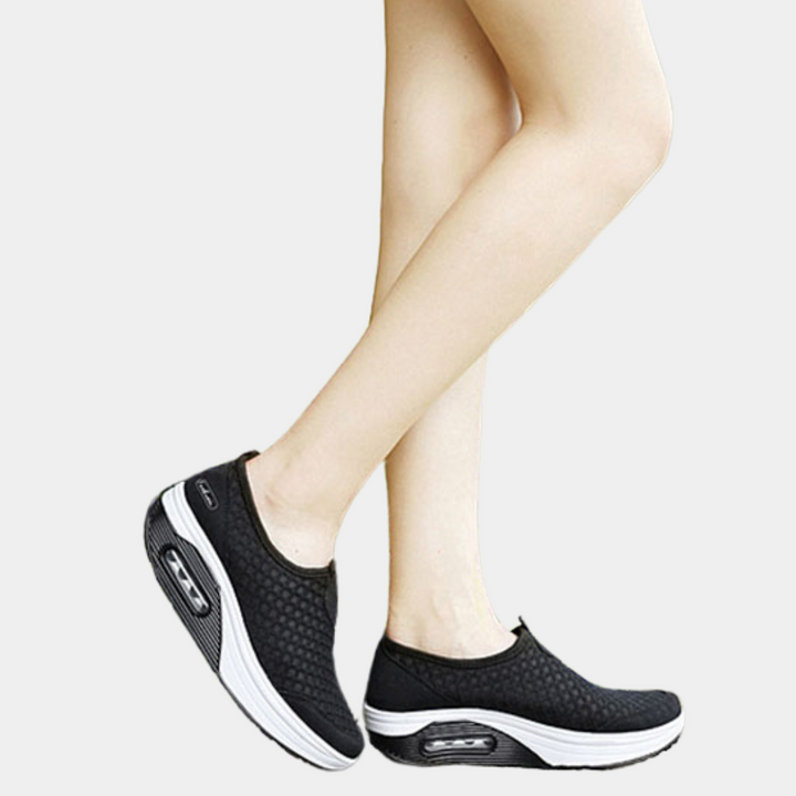 Stylish and breathable women's trainers with comfortable wedge heel