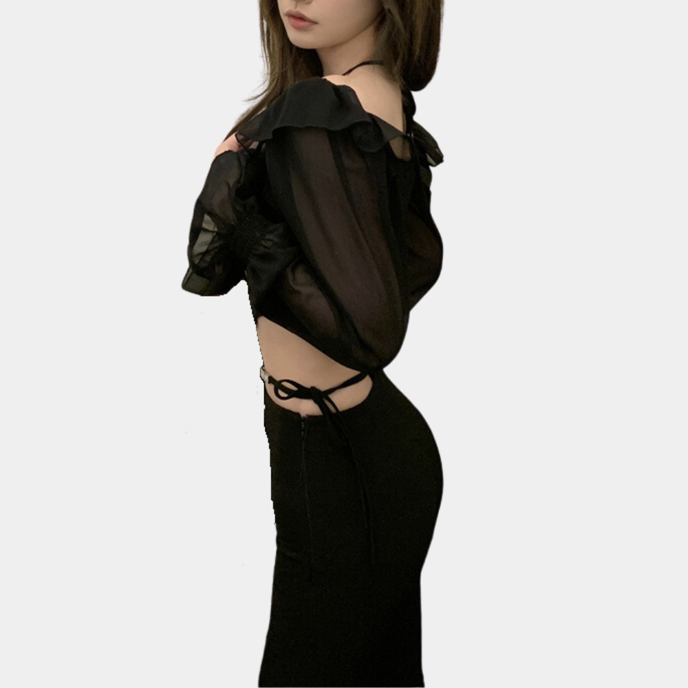 Chic Off-Shoulder Women's Crop Top - Stylish and Sexy