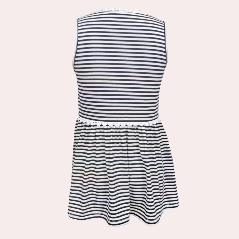 Stylish striped knitted tank top for women