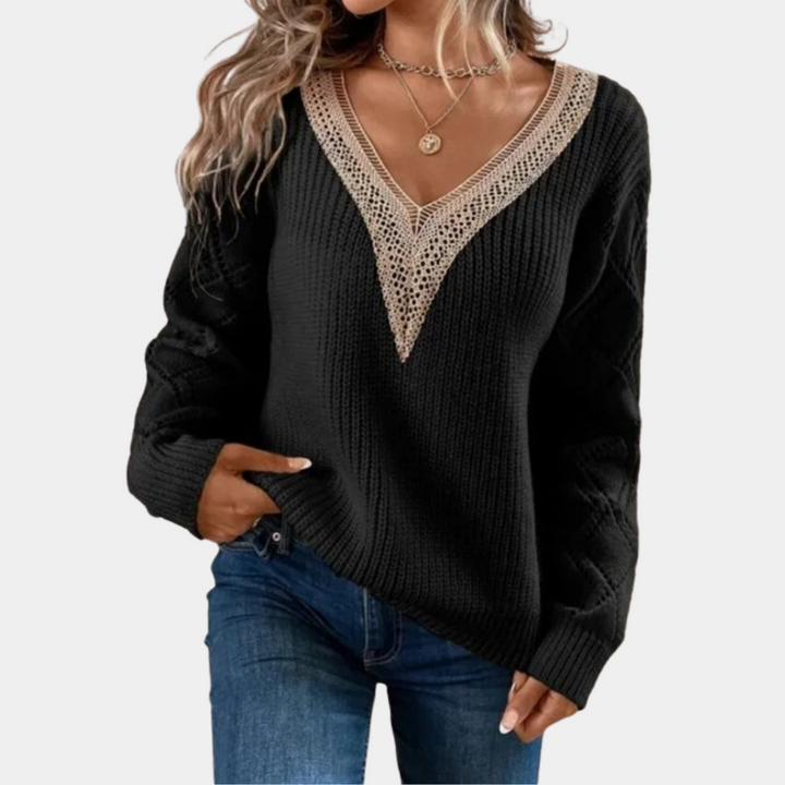 Stylish women's long-sleeved knitted jumper