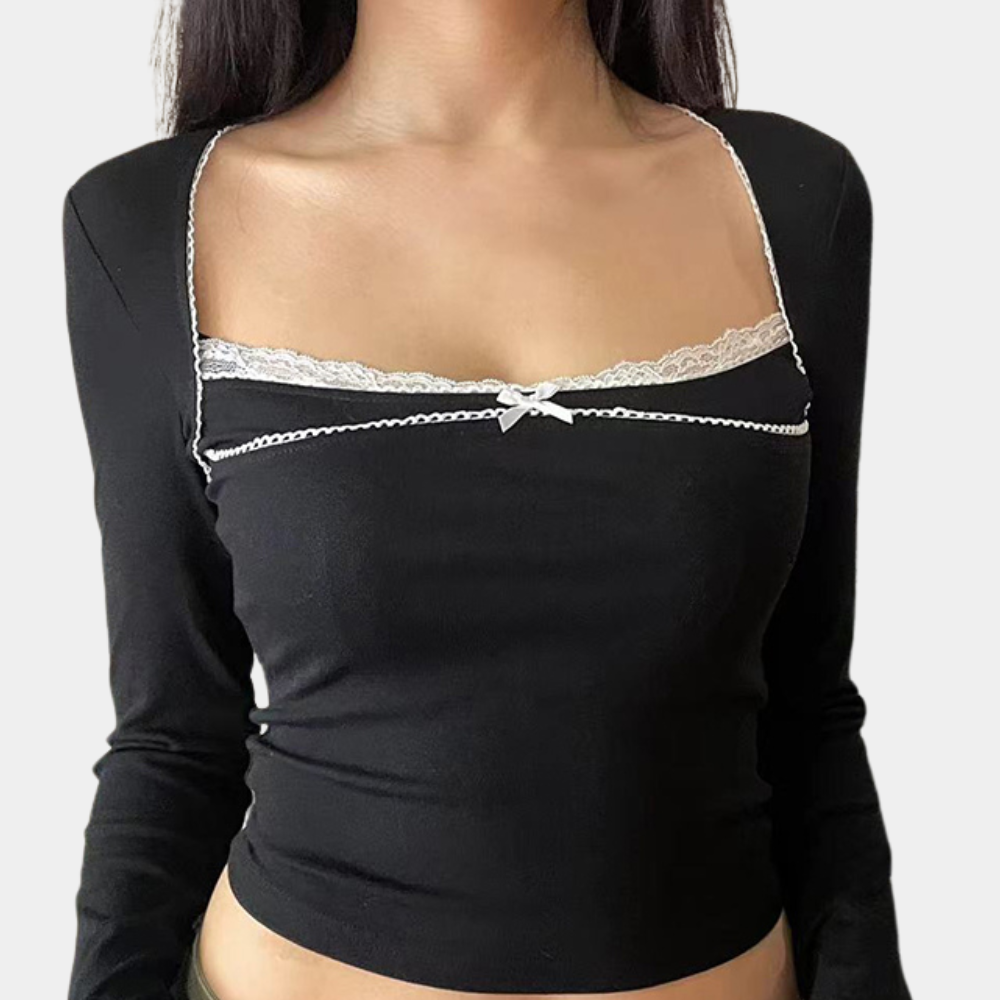 Elegant women's top for a sophisticated look