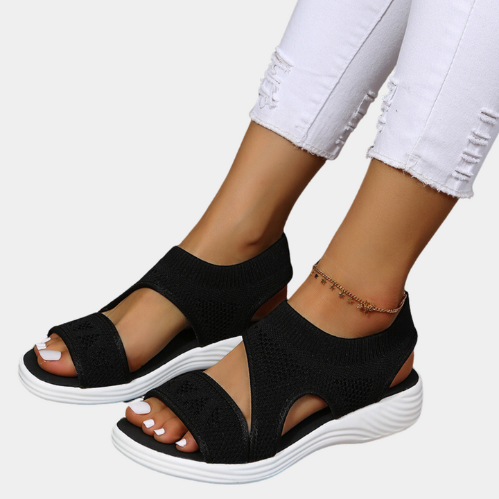 Luxurious and comfortable women's sandals for ultimate wearing pleasure