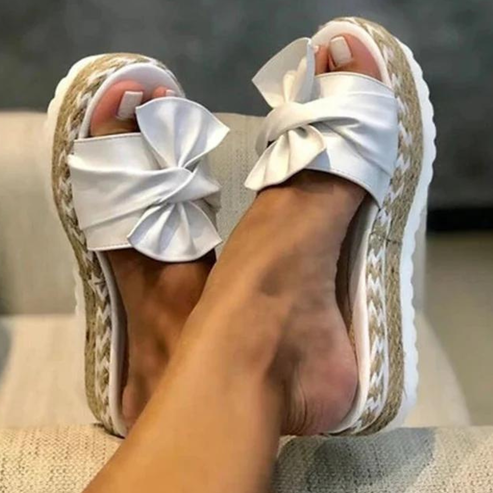 Irma - Stylish women's sandals with chic bow detail