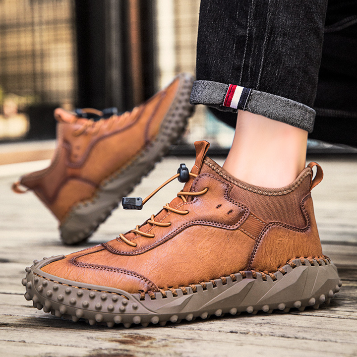 Atlatl - Stylish Outdoor Shoes for Men with Grip