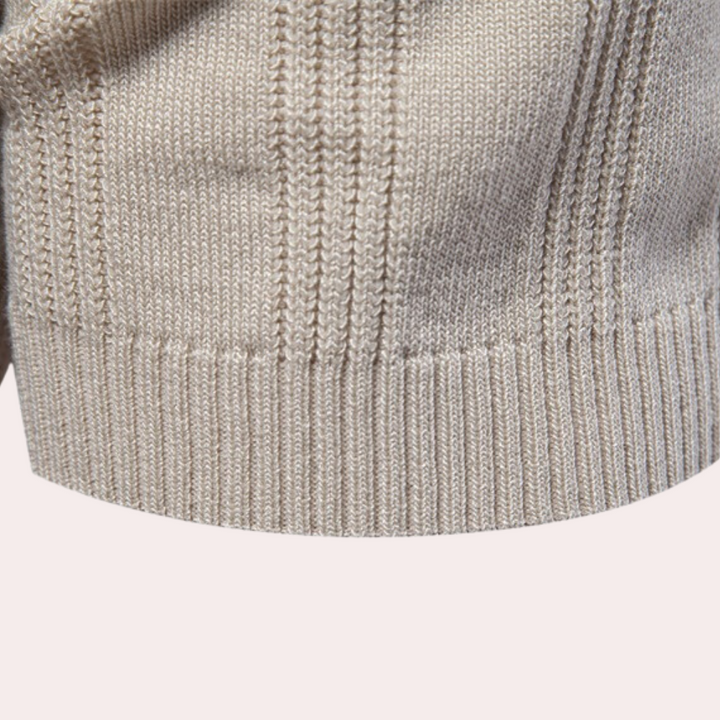 Cornel - Elegant Knitted T-shirt for the Modern Man