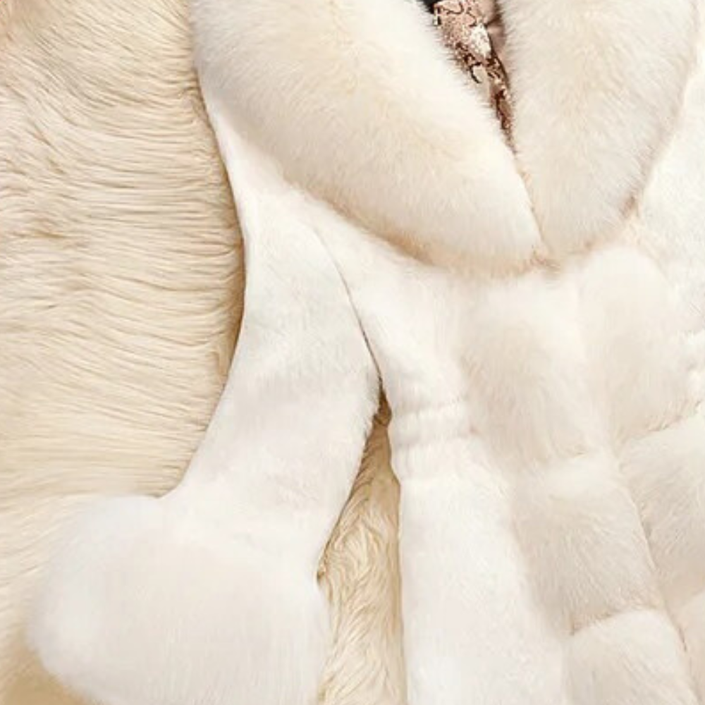 GIUSEPPINA - Luxury Fluffy Women's Coat for a Sophisticated Look