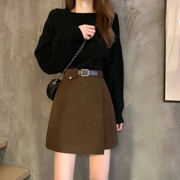 Viktoria - Mini Skirt With Belt