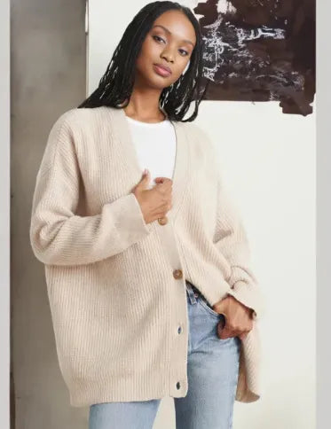 Lucy™ - Elegant Cashmere Cardigan