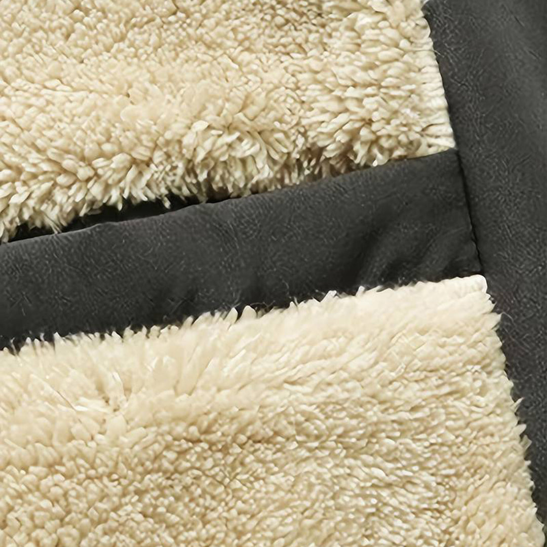 Elegant and comfortable men's winter coat by HOWARD