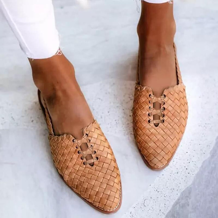 Elegant hand-woven leather slippers for women - Clara