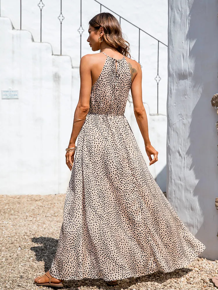 Emberly - Elegant Maxi Dress with a Stylish Leopard Print