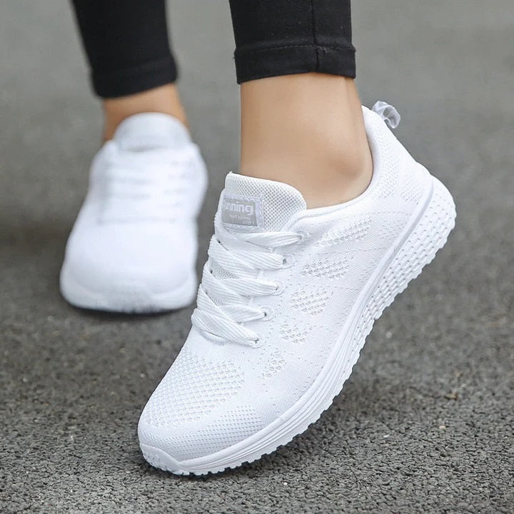 Nia - Elegant and comfortable casual trainers