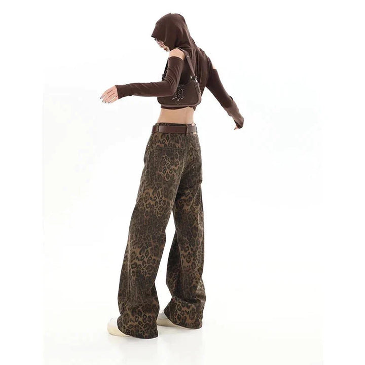 Gilda - Trendy Retro Pants with Striking Leopard Print