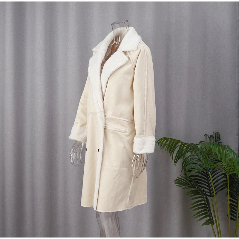 Annabelle™ - Elegant Fur Overcoat