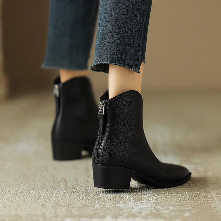 Stylish leather boots with tapered toe - Dorothy