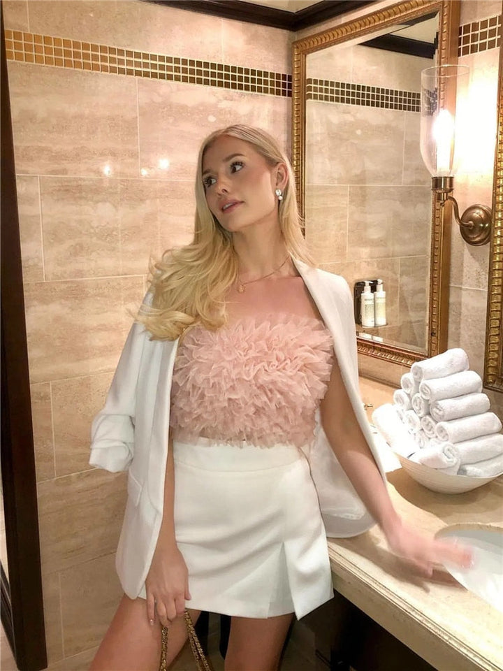 Elegant Pink Strapless Top for Women - A Must-Have for Every Wardrobe