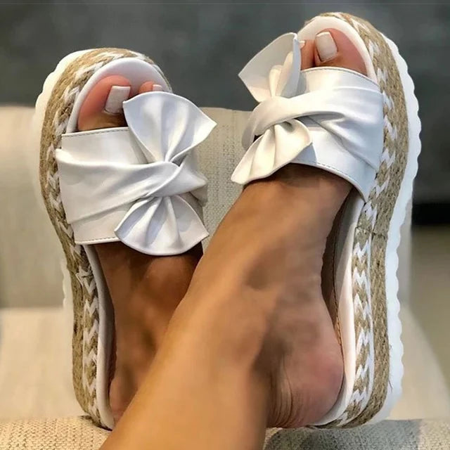 Atara - Stylish Sandals with Charming Bows